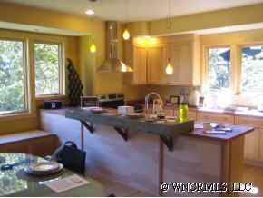 86 Saint Dunstans Road Asheville, NC 28803 - Photo 4 of 12 Gallery Image 4