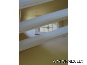 86 Saint Dunstans Road Asheville, NC 28803 - Photo 5 of 12 Gallery Image 5