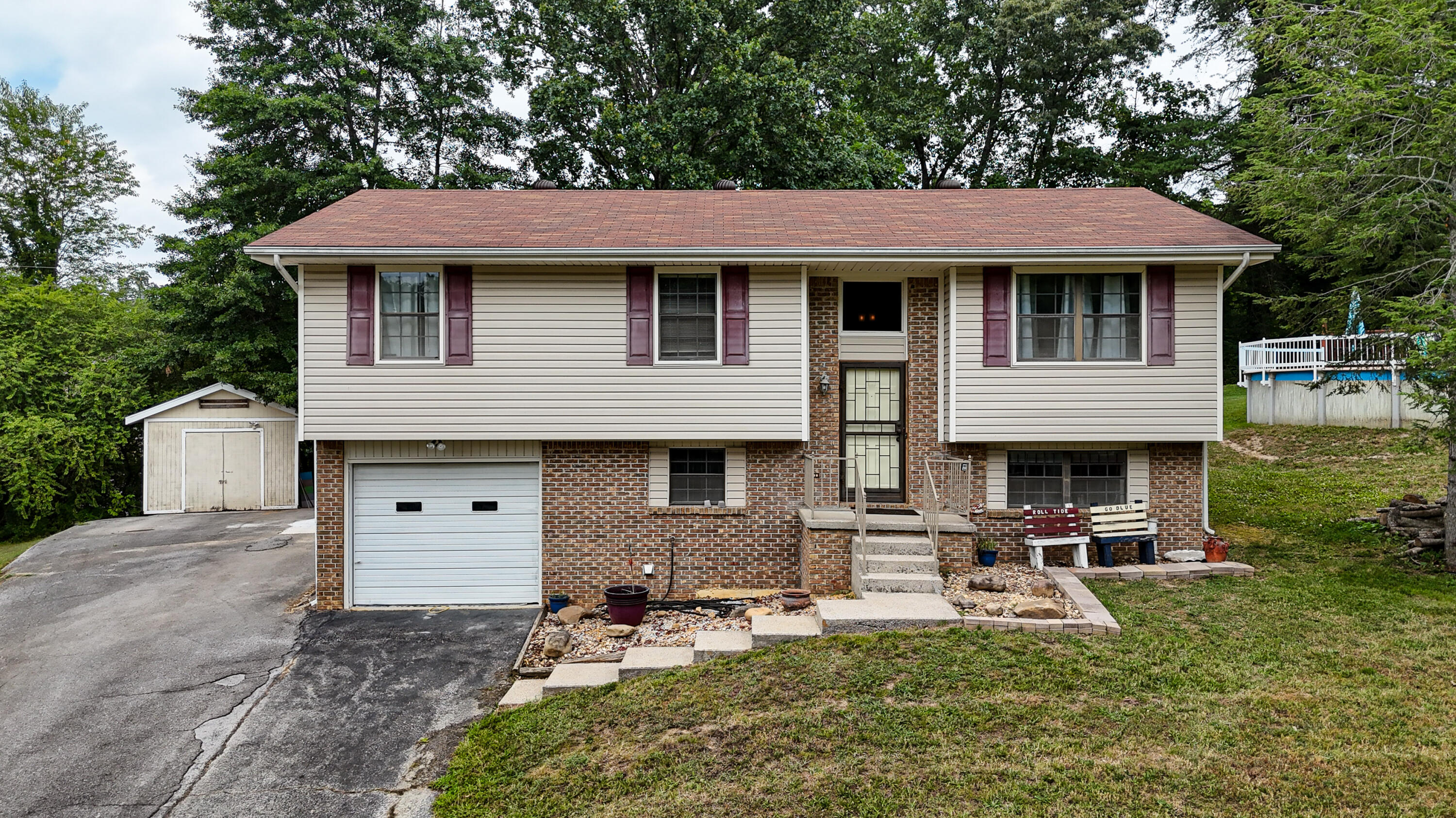 423 Northmont Road Hixson, TN 37343 - Photo 1 of 37 01-423 Northmont Rd-1