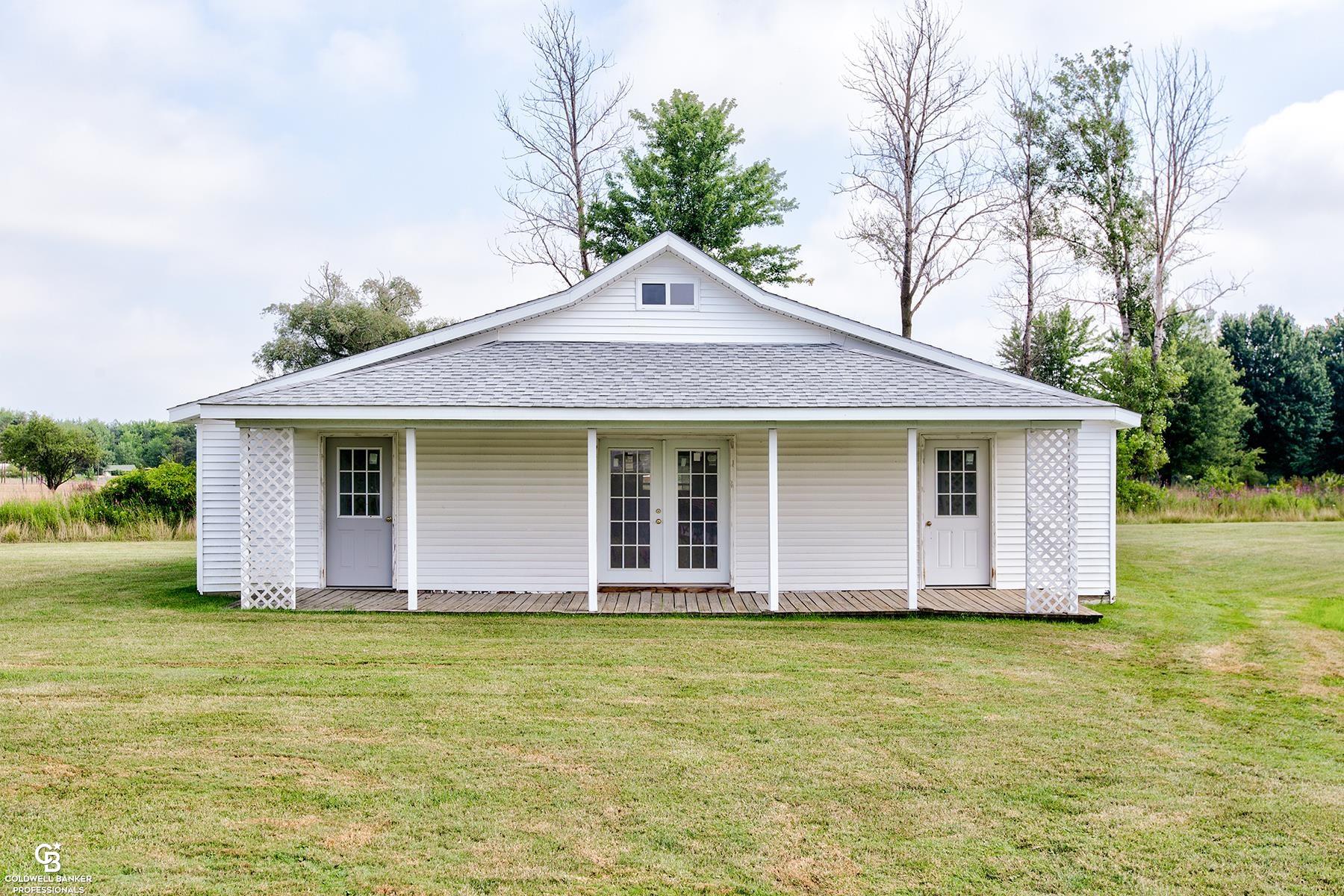 2840 Dunning Road Goodells, MI 48027 - Photo 43 of 46 50086988-42.JPG