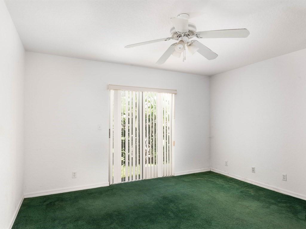 2093 East Ridge Circle East Boynton Beach, FL 33435 - Photo 14 of 25 015_Master Bedroom
