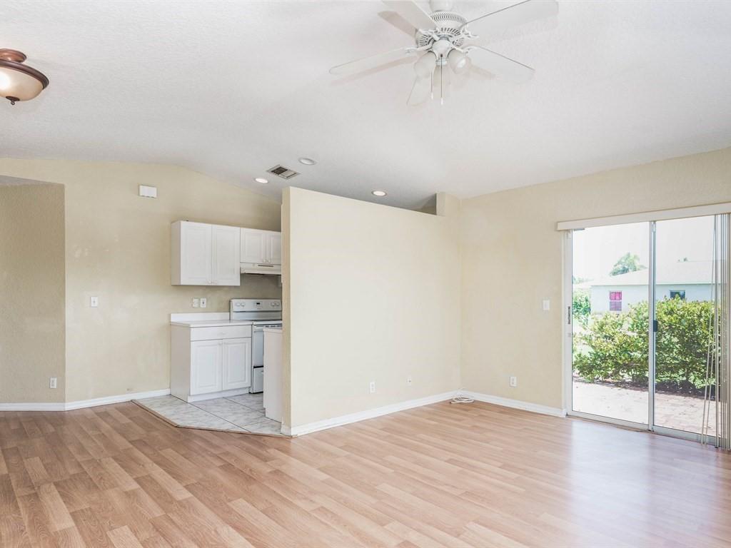 2093 East Ridge Circle East Boynton Beach, FL 33435 - Photo 3 of 25 003_Welcome Inside
