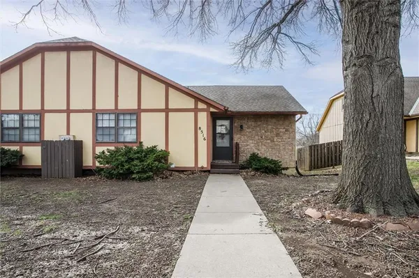 $182,500 | 8516 Ditzler Avenue, Raytown, MO 64138
