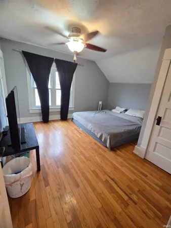 $235,000 | 254 Center Street, Auburn, IN 46706