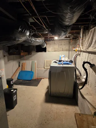 $235,000 | 254 Center Street, Auburn, IN 46706