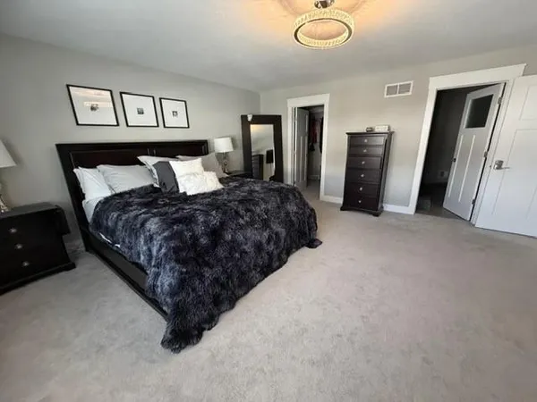 $355,000 | 211 Settler's Court, Venetia, PA 15367