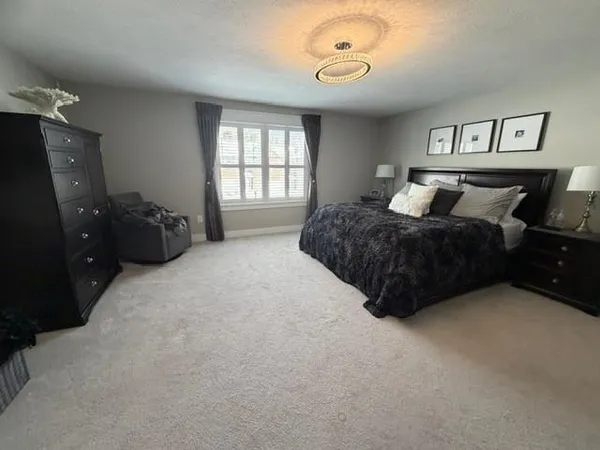 $355,000 | 211 Settler's Court, Venetia, PA 15367