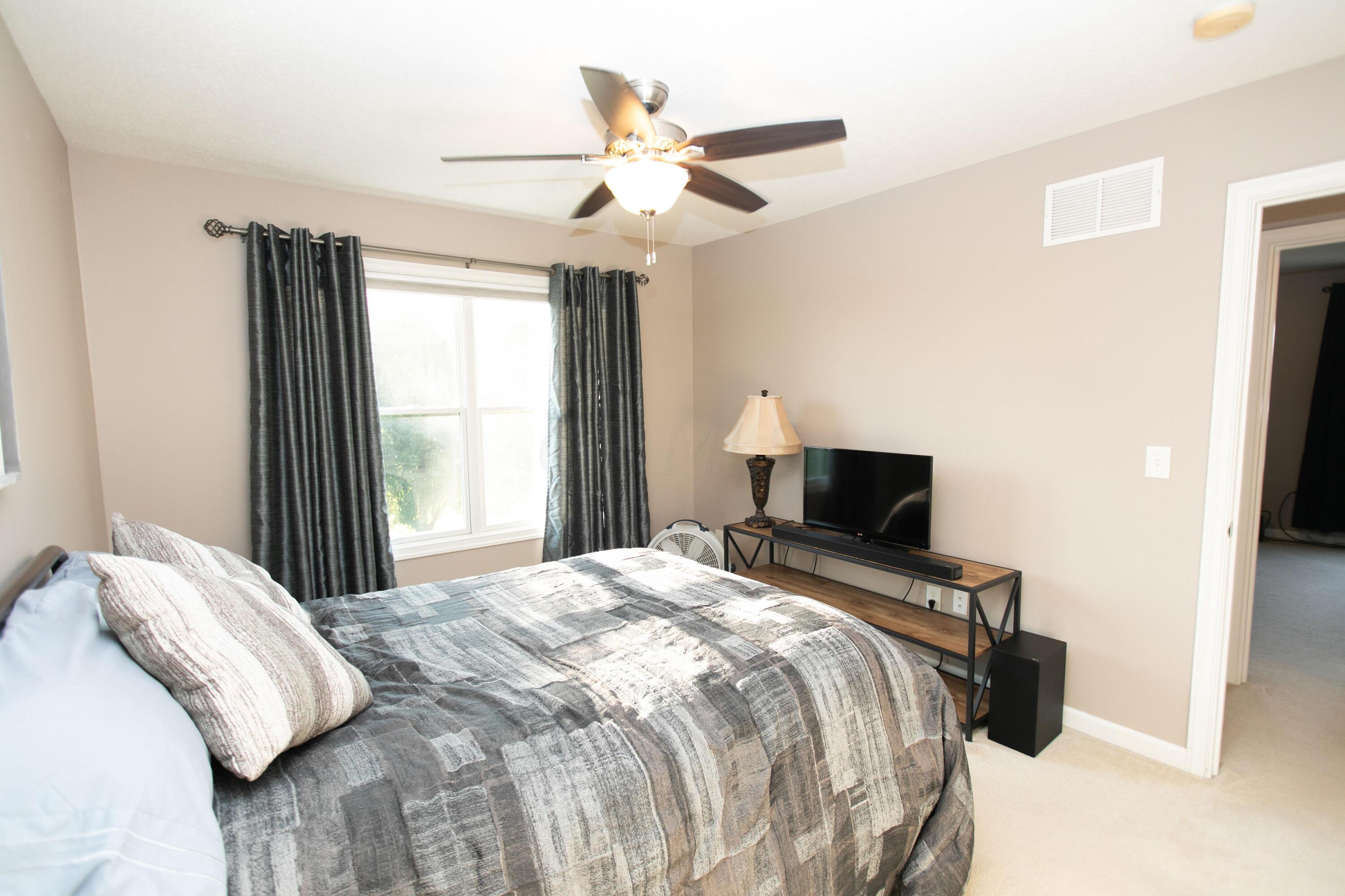 4705 Refugee Road Baltimore, OH 43105 - Photo 14 of 23 3D1A3698