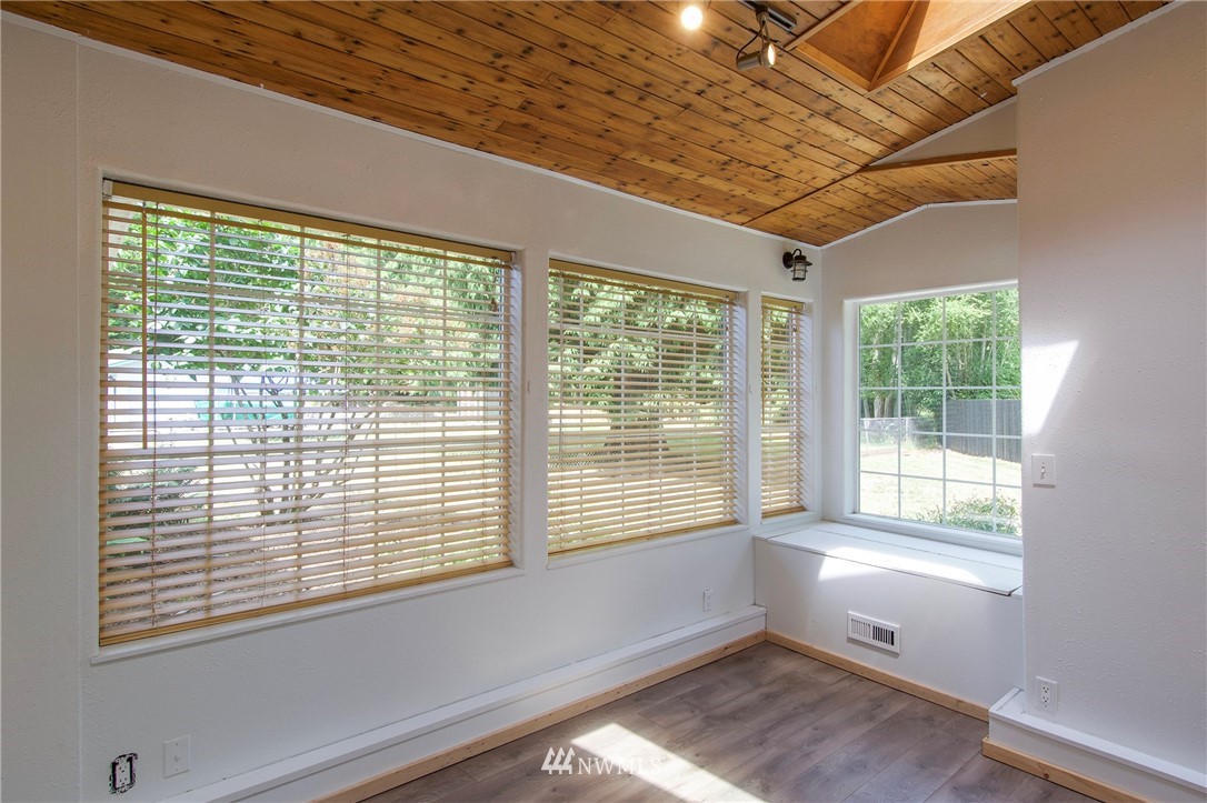 1270 Gasman Road Port Angeles, WA 98362 - Photo 14 of 40 Gallery Image 14
