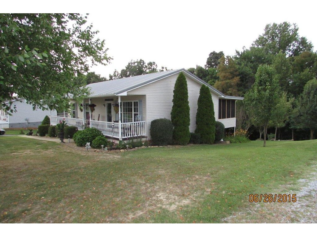 885 Keller Road Afton, TN 37616 - Photo 1 of 20 Pleasant Home in the Country