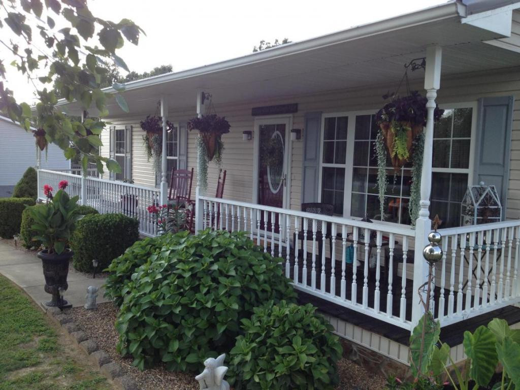 885 Keller Road Afton, TN 37616 - Photo 2 of 20 Large Front Porch