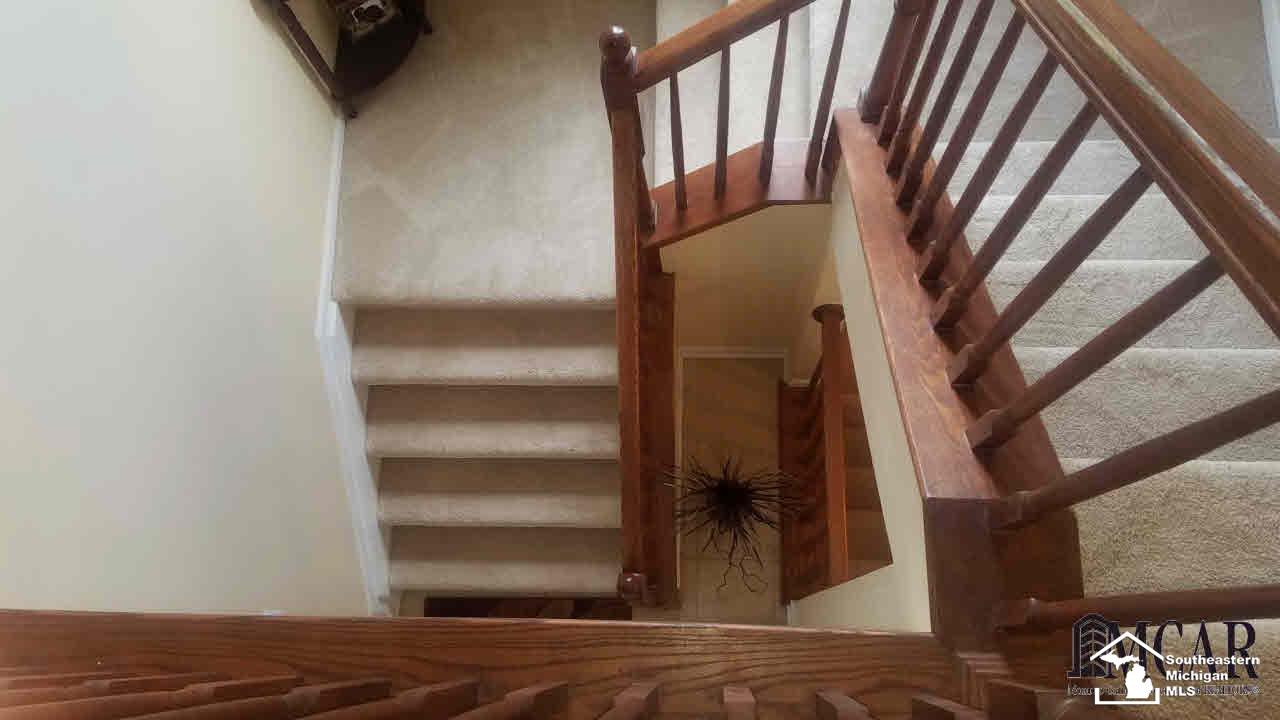 9263 Maple Ridge Drive Newport, MI 48166 - Photo 19 of 26 21300836-18.JPG