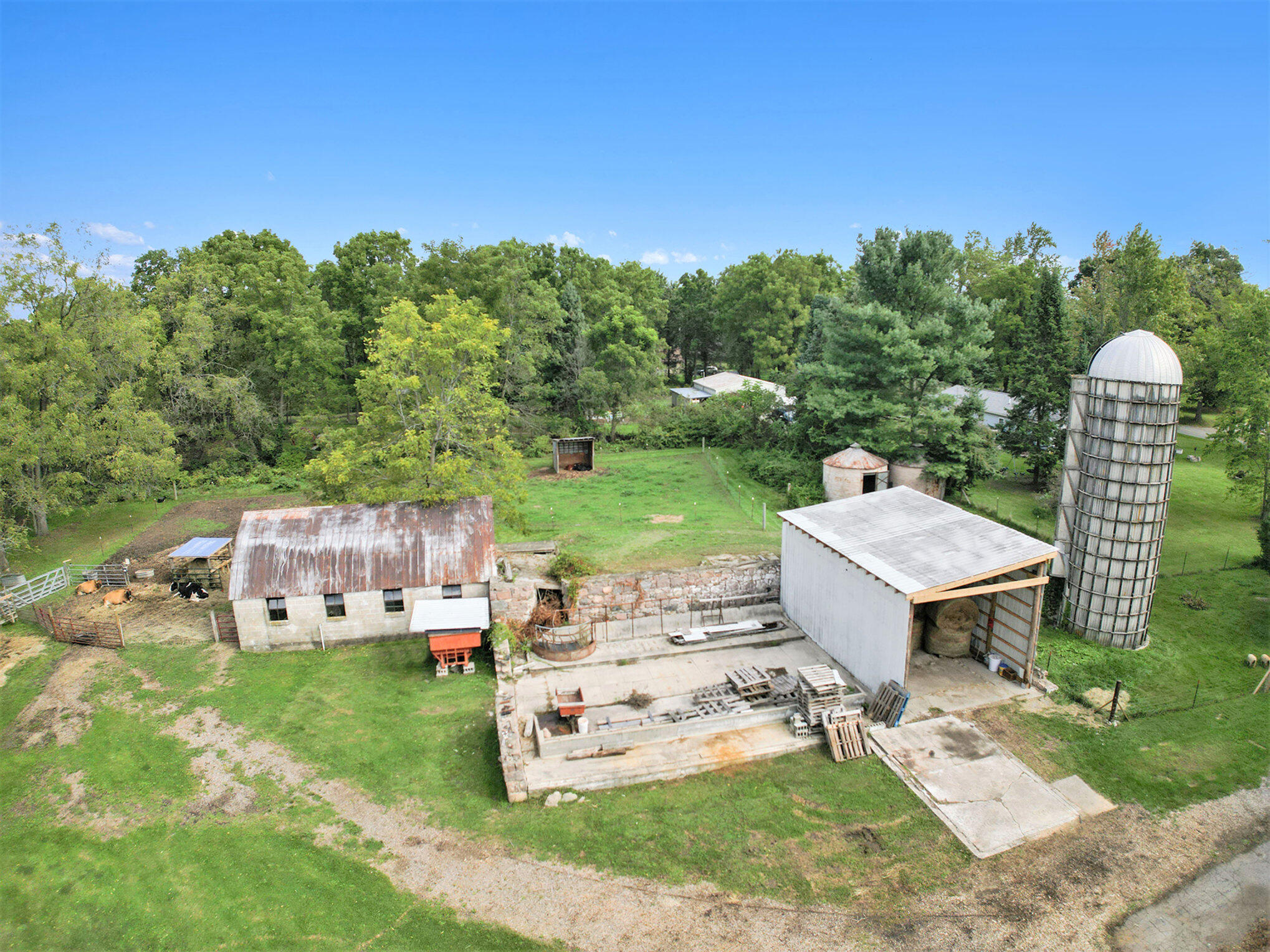 3986 Haynes Road Stockbridge, MI 49285 - Photo 27 of 35 Barn - Outbulidng - Silo