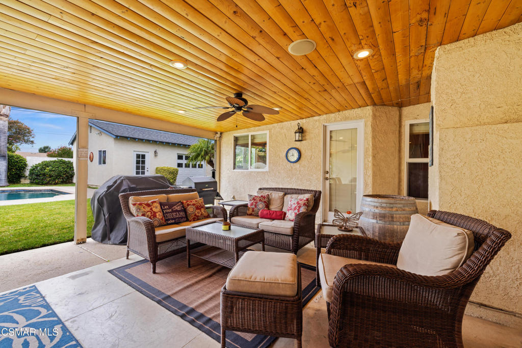 3079 Waco Avenue Simi Valley, CA 93063 - Photo 25 of 38