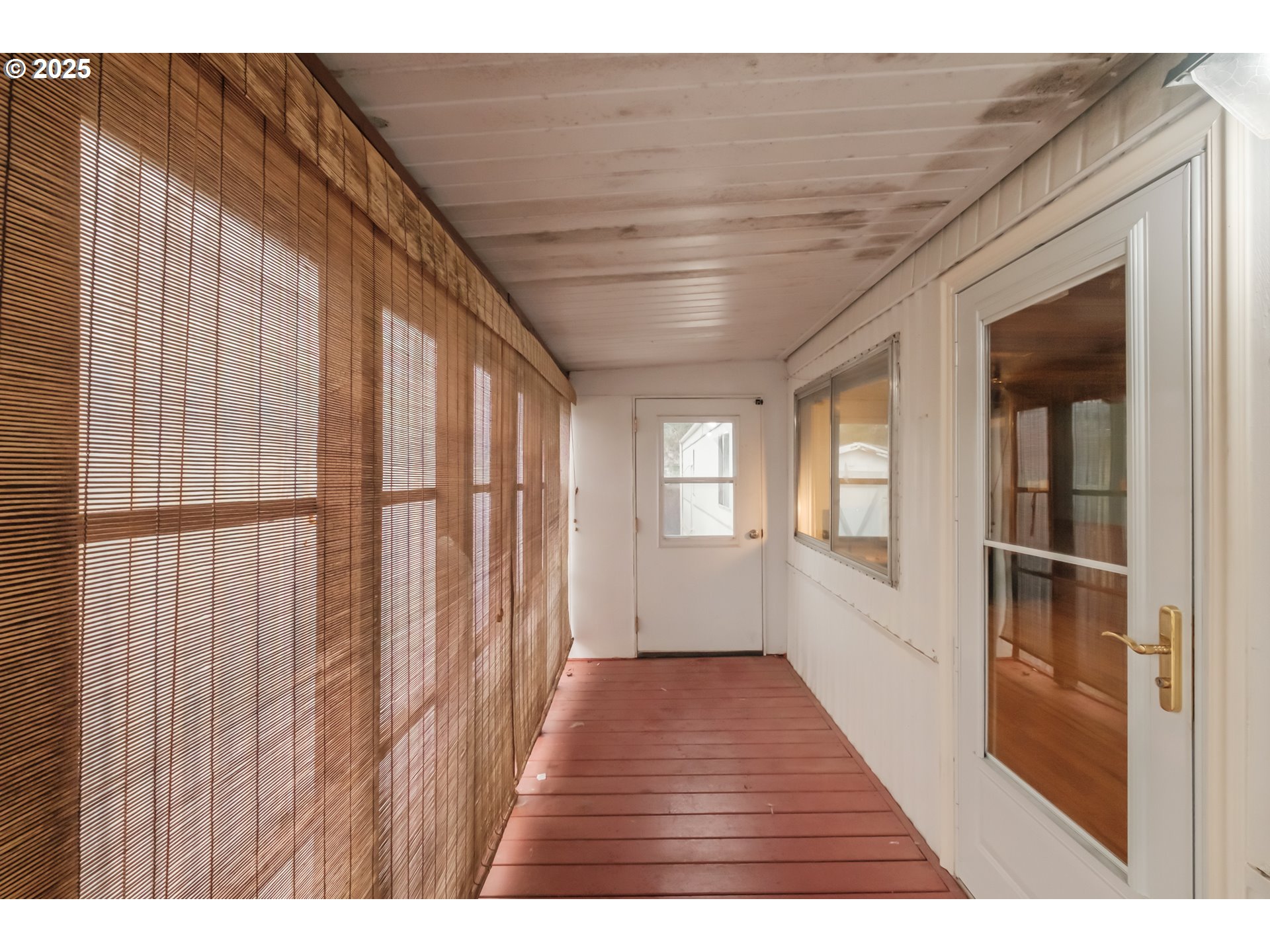 3760 Highway 101, Unit 7A Florence, OR 97439 - Photo 34 of 34 a view interior of the house with wooden floor