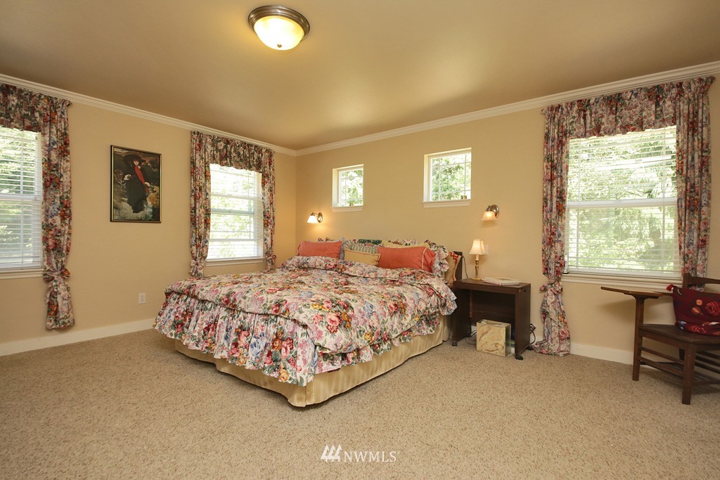 4100 Glendale Road Clinton, WA 98236 - Photo 16 of 25 Gallery Image 16