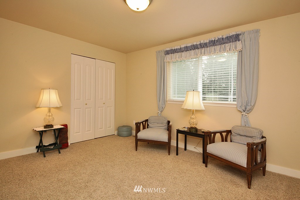 4100 Glendale Road Clinton, WA 98236 - Photo 19 of 25 Gallery Image 19