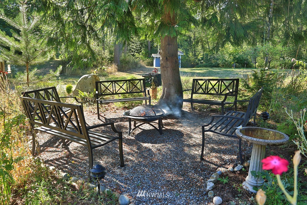 4100 Glendale Road Clinton, WA 98236 - Photo 24 of 25 Gallery Image 24