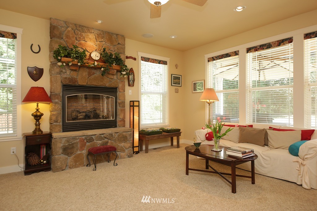 4100 Glendale Road Clinton, WA 98236 - Photo 9 of 25 Gallery Image 9