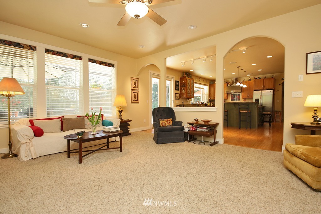 4100 Glendale Road Clinton, WA 98236 - Photo 10 of 25 Gallery Image 10