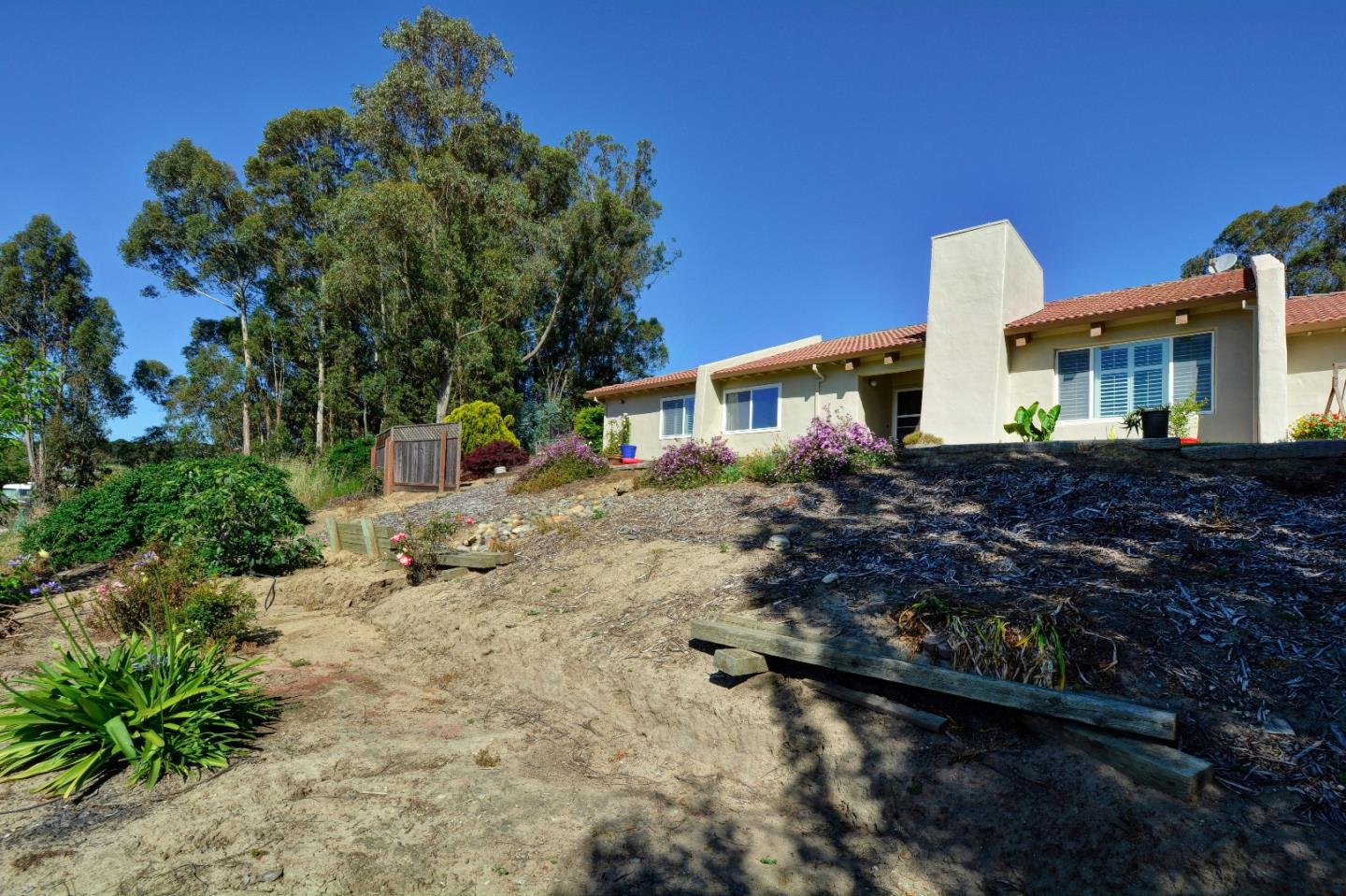 17545 Cross Road Salinas, CA 93907 - Photo 1 of 30 Gallery Image 1