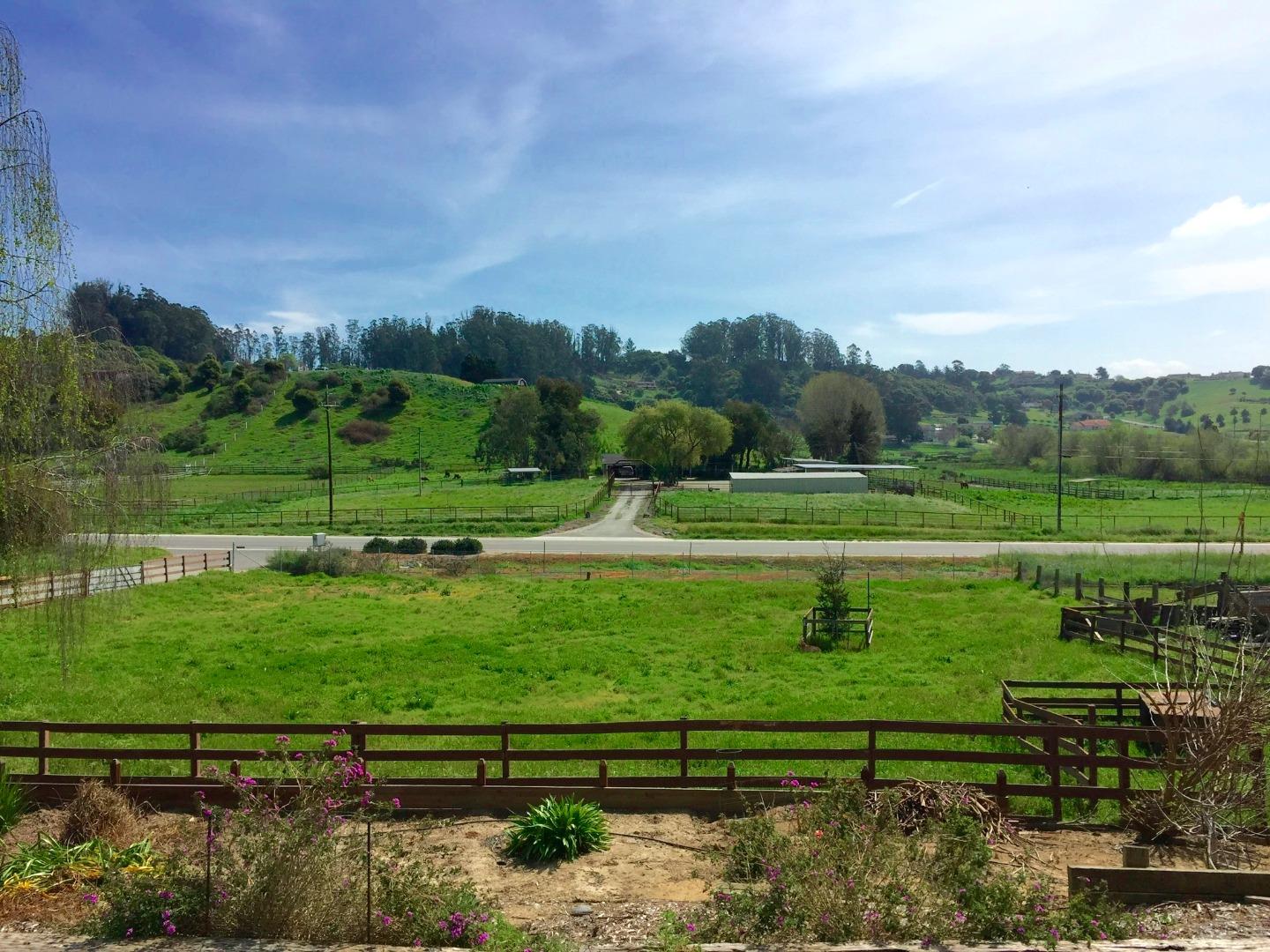 17545 Cross Road Salinas, CA 93907 - Photo 3 of 30 Gallery Image 3