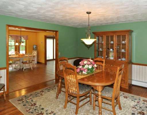 59 Ridge Road Scituate, RI 02857 - Photo 4 of 12 Dining Room.