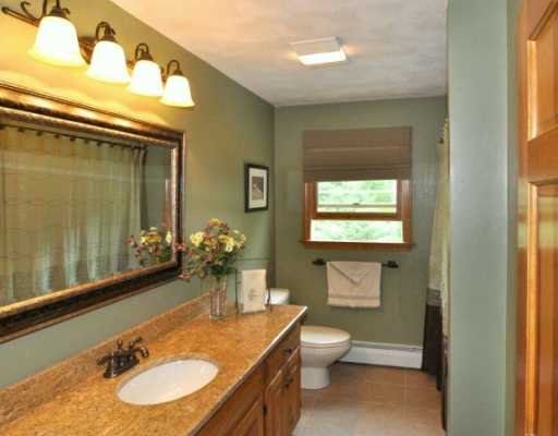 59 Ridge Road Scituate, RI 02857 - Photo 9 of 12 Master Bath/Spa.