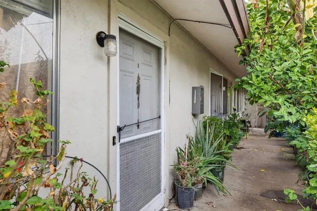 $599,000 | 834 South Washington Street, Lodi, CA 95240