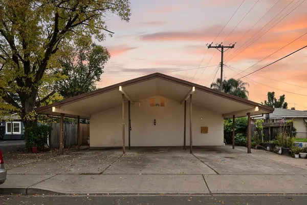 a house view with a street