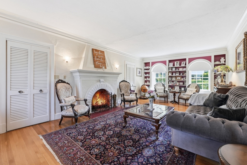 32 Terrace Drive Worcester, MA 01609 - Photo 6 of 42