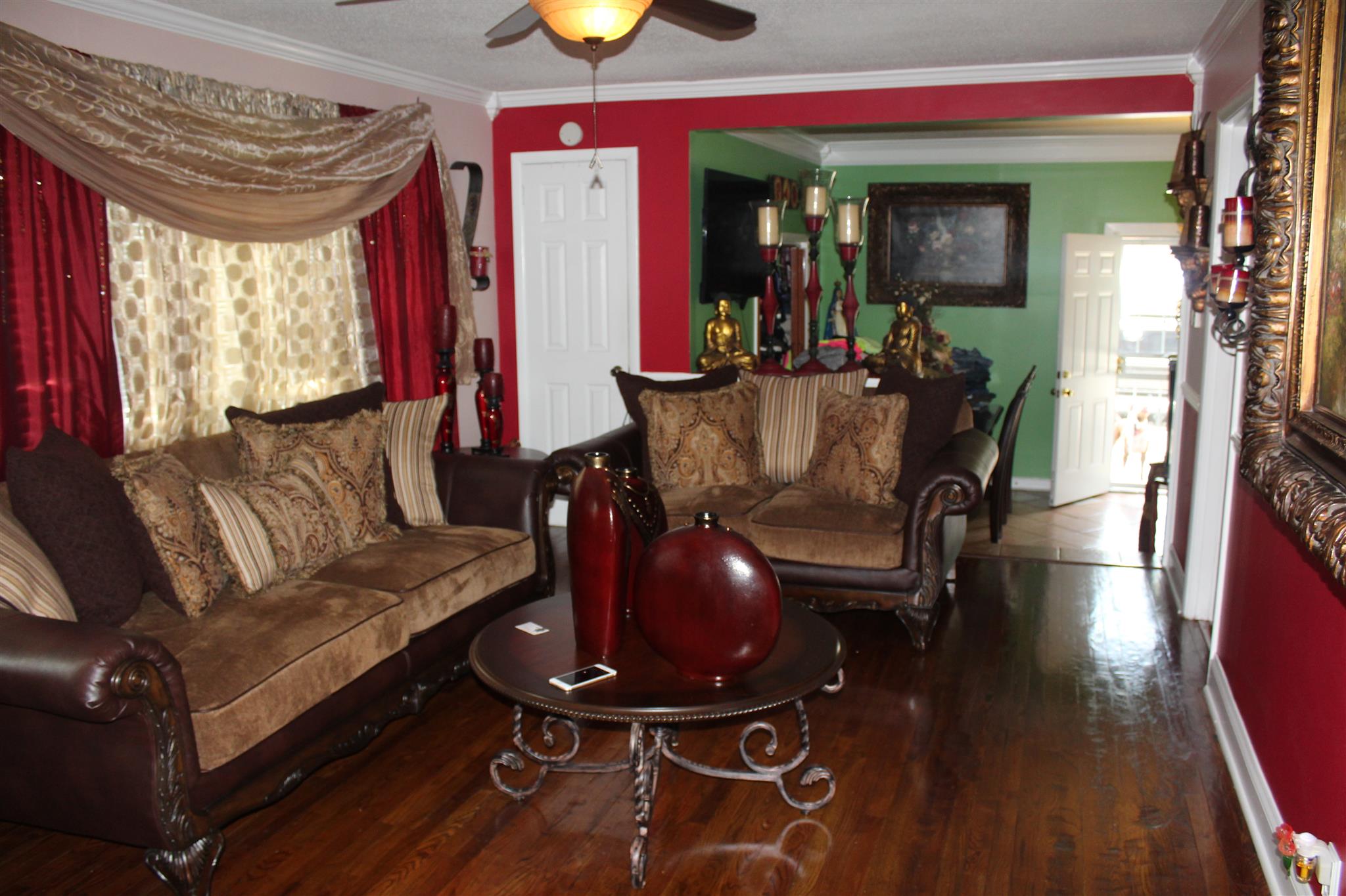 1049 Neelys Bend Road Madison, TN 37115 - Photo 9 of 12 Living Room
