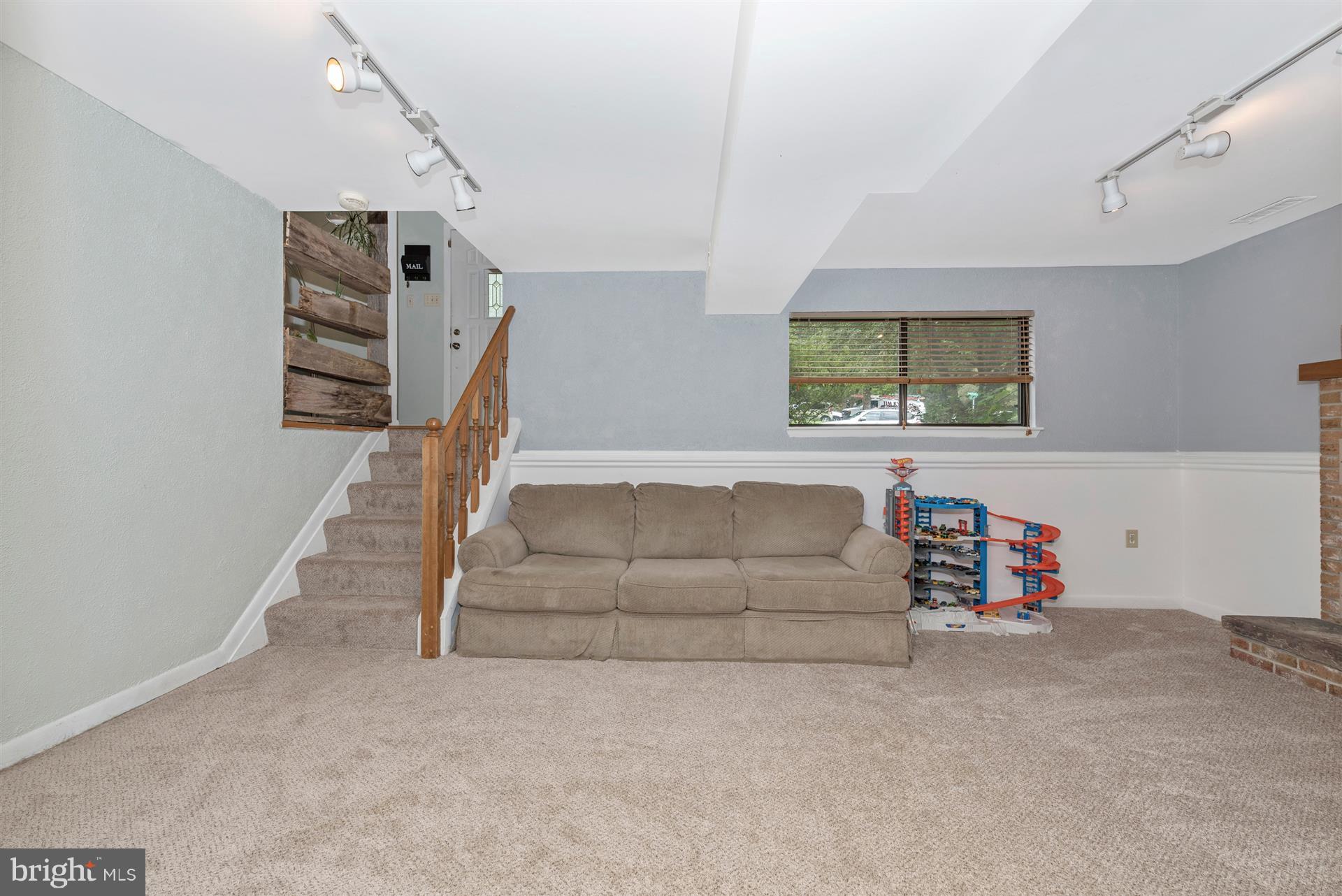 6908 Fox Chase Road New Market, MD 21774 - Photo 16 of 30 Finished lower Level - Great Space