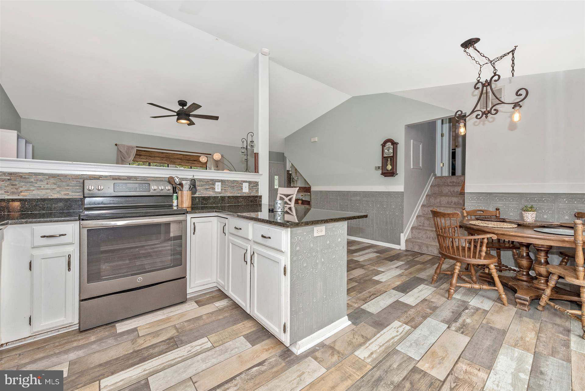 6908 Fox Chase Road New Market, MD 21774 - Photo 10 of 30 Open Kitchen - Great Layout for Entertaining