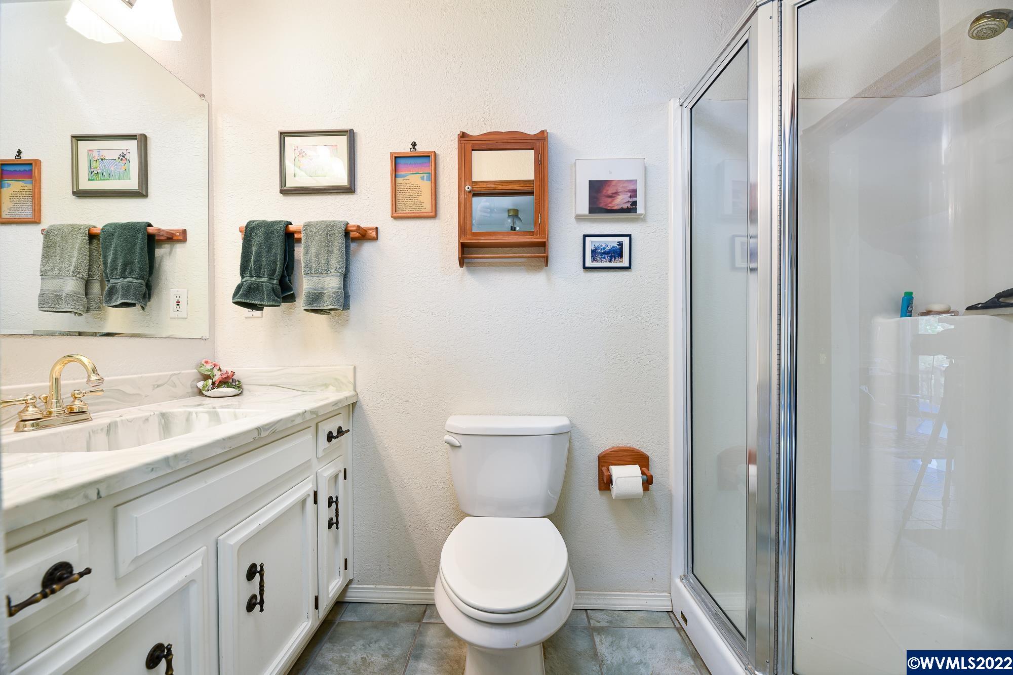 30481 Ty Valley Road Lebanon, OR 97355 - Photo 23 of 41 Gallery Image 23