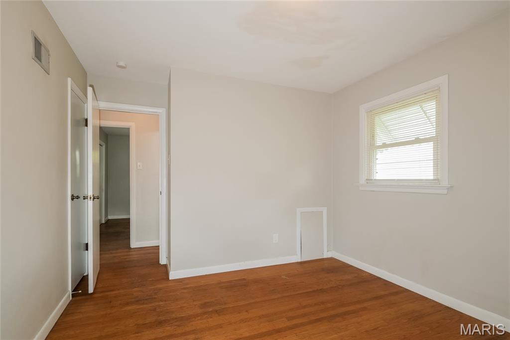 670 Florland Drive Florissant, MO 63031 - Photo 13 of 17