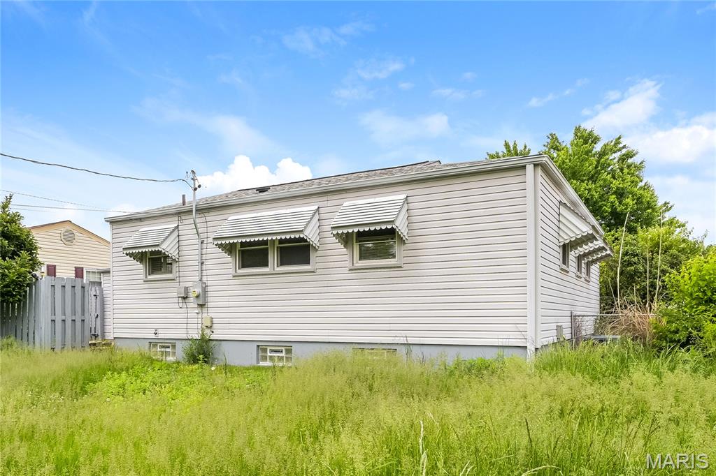 670 Florland Drive Florissant, MO 63031 - Photo 17 of 17