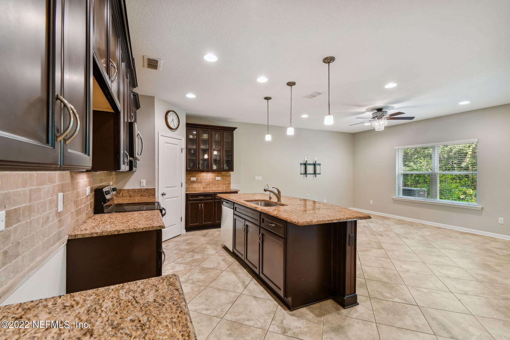 3284 Chestnut Ridge Way Orange Park, FL 32065 - Photo 5 of 27 web_DSC_3118