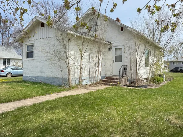 $49,000 | 432 7th Avenue Northeast, Valley City, ND 58072