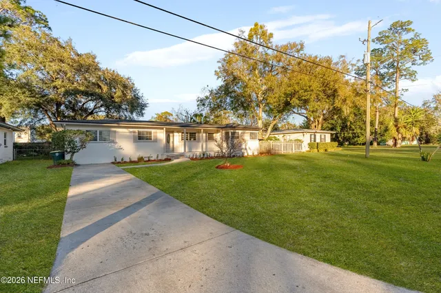 $469,999 | 3759 Via De La Reina Street, Jacksonville, FL 32217