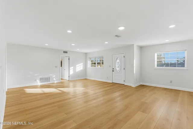 $469,999 | 3759 Via De La Reina Street, Jacksonville, FL 32217