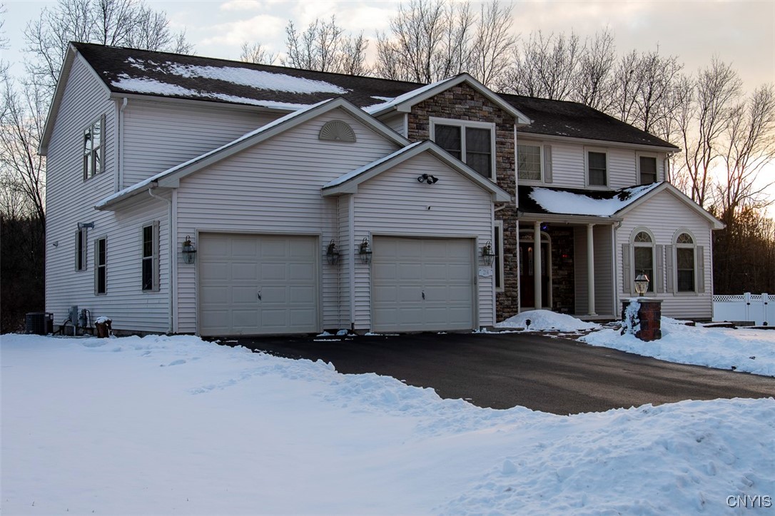 214 Driftwood Drive Oneida, NY 13421 - Photo 3 of 49