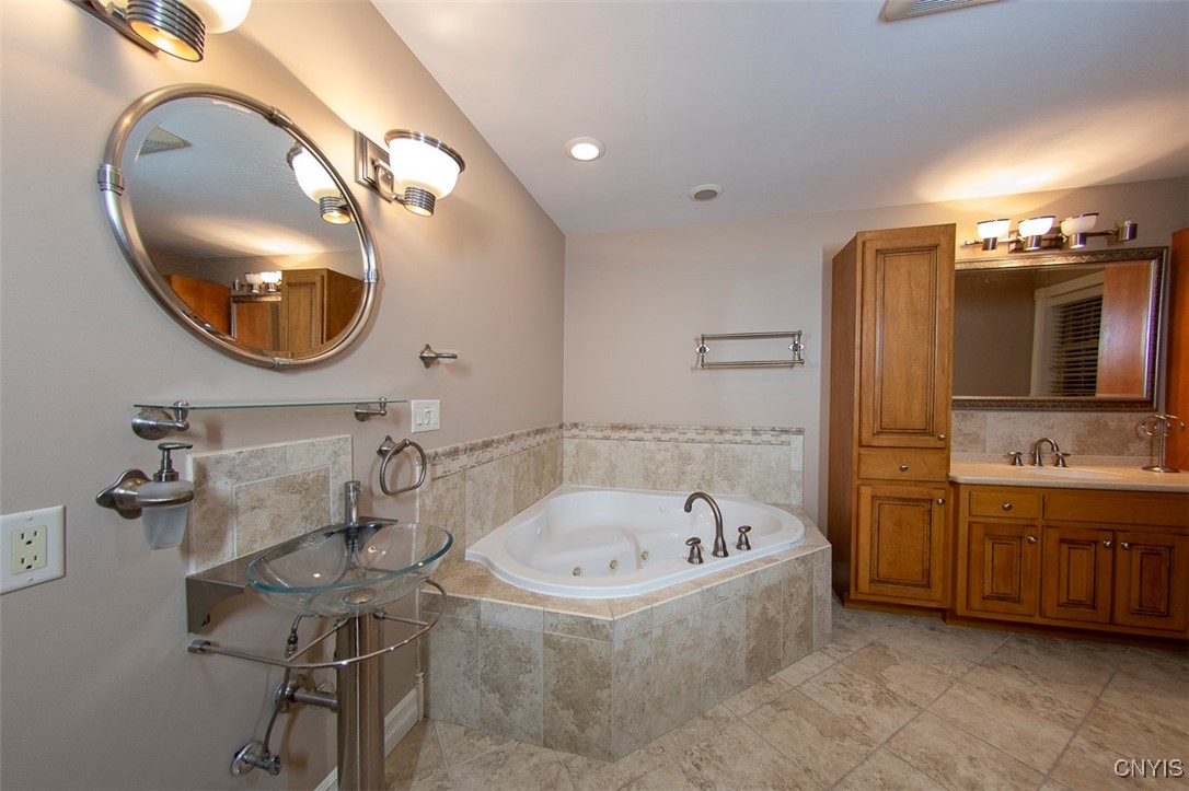 214 Driftwood Drive Oneida, NY 13421 - Photo 43 of 49