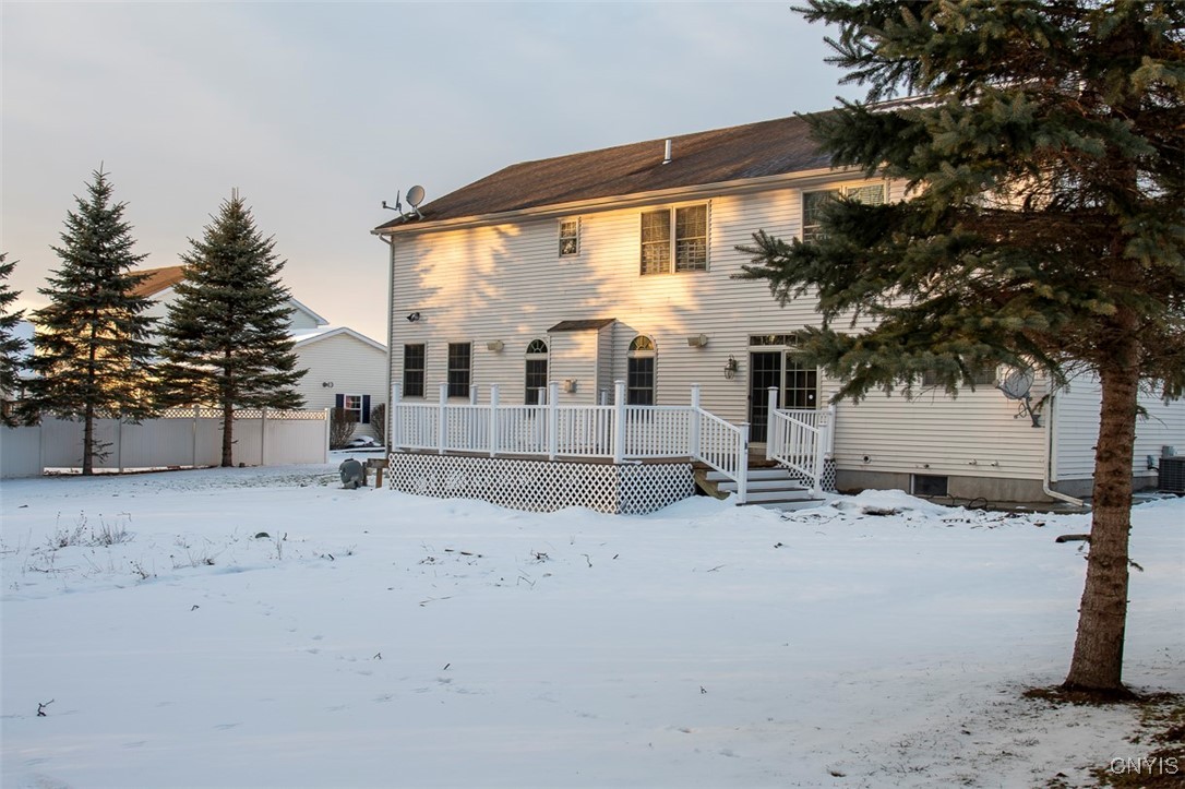 214 Driftwood Drive Oneida, NY 13421 - Photo 7 of 49