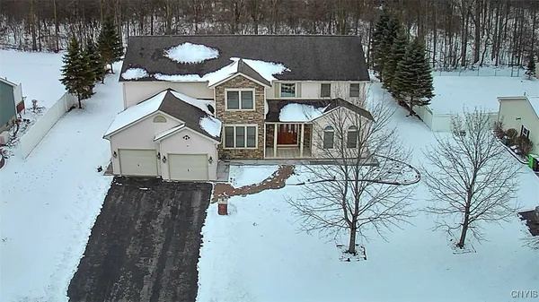 $749,000 | 214 Driftwood Drive, Oneida, NY 13421