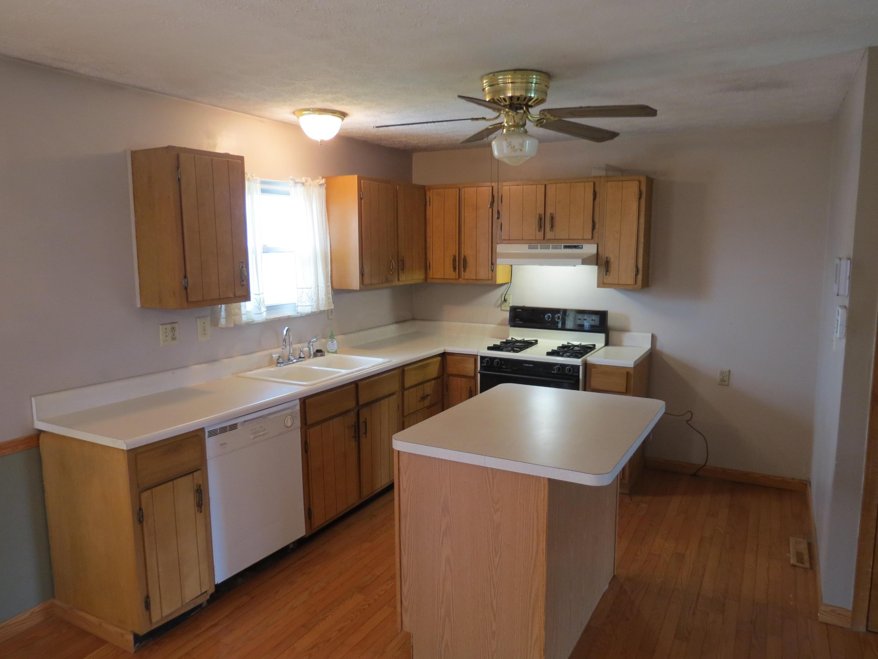 631 Hilock Road Columbus, OH 43207 - Photo 3 of 21 Gallery Image 3