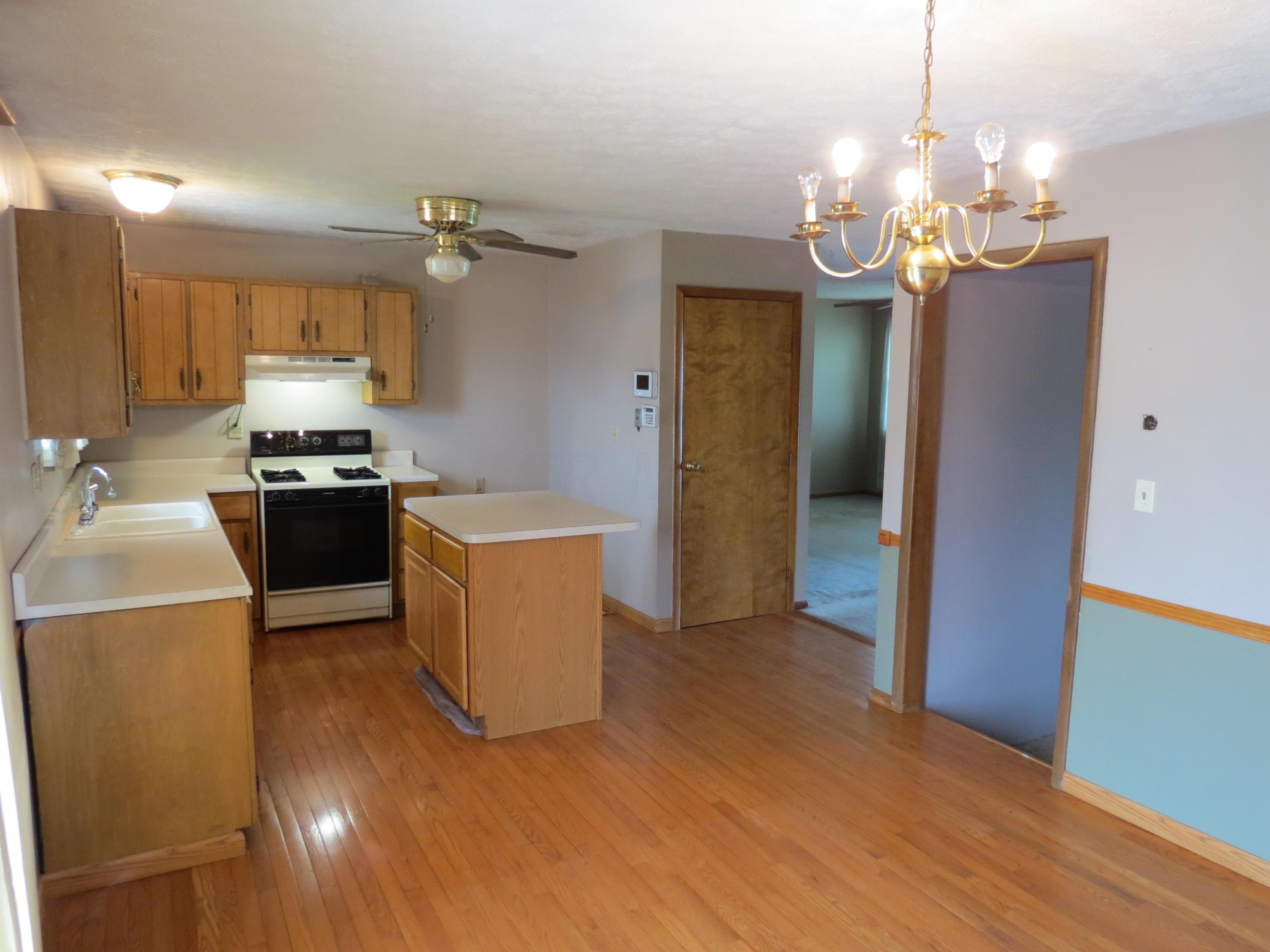 631 Hilock Road Columbus, OH 43207 - Photo 7 of 21 Gallery Image 7