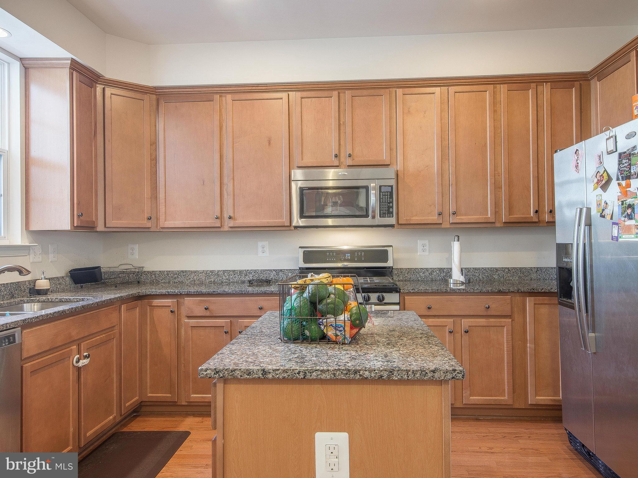 23034 Meadow Mist Road Clarksburg, MD 20871 - Photo 14 of 30 Kitchen
