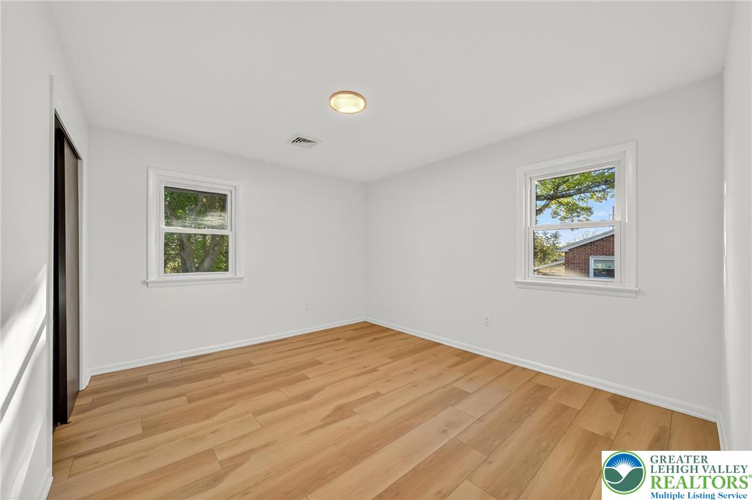 1686 Pleasant View Road Bethlehem, PA 18015 - Photo 26 of 45