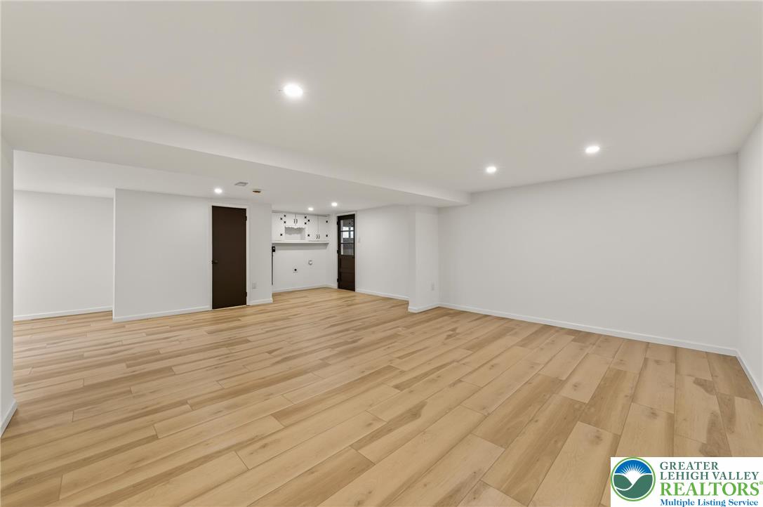 1686 Pleasant View Road Bethlehem, PA 18015 - Photo 36 of 45